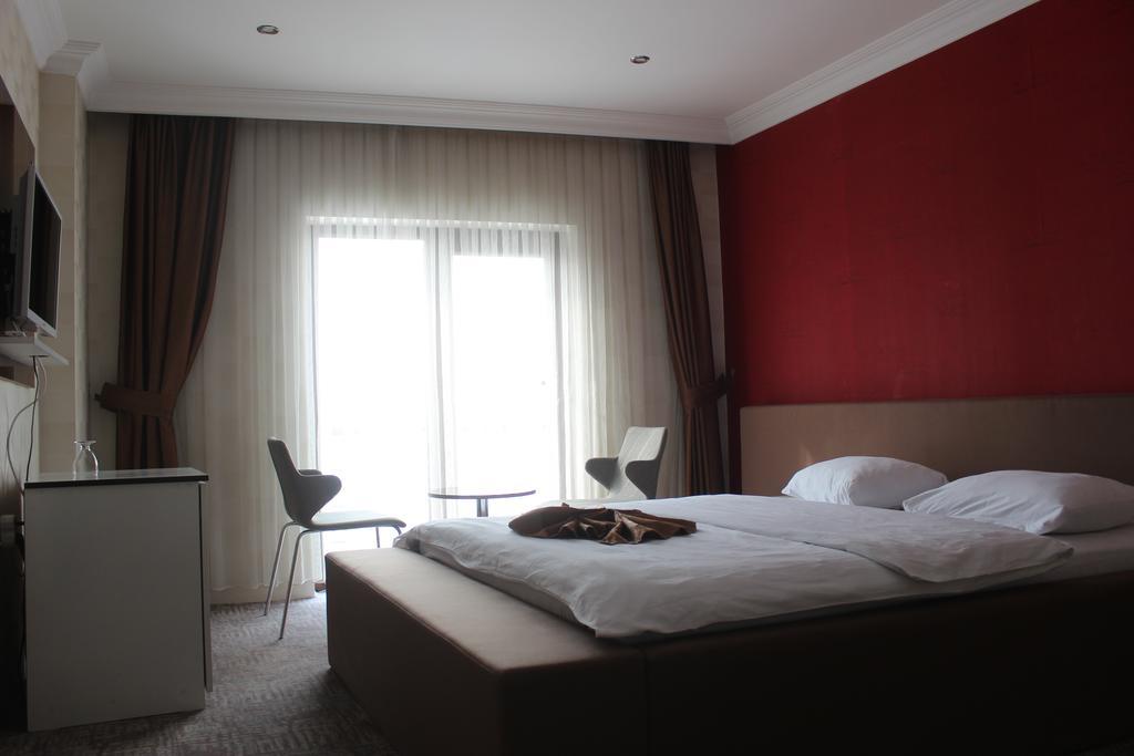 Hotel Dosco Van Εξωτερικό φωτογραφία