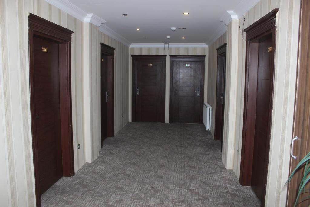 Hotel Dosco Van Εξωτερικό φωτογραφία