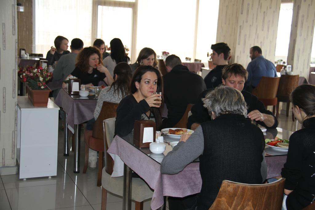 Hotel Dosco Van Εξωτερικό φωτογραφία